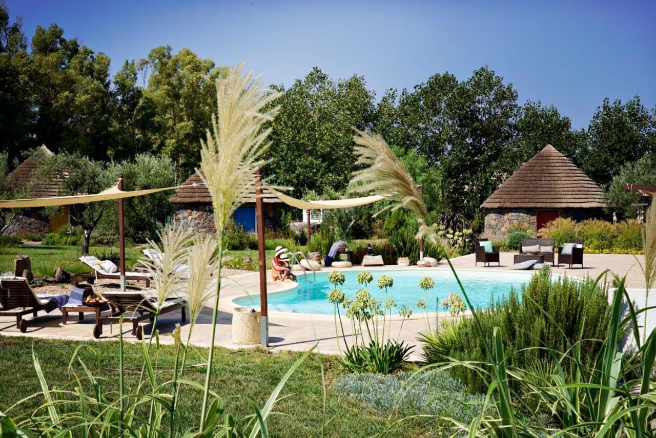 Is Cheas Wine Farm Boutique Hotel San Vero Milis Exteriör bild