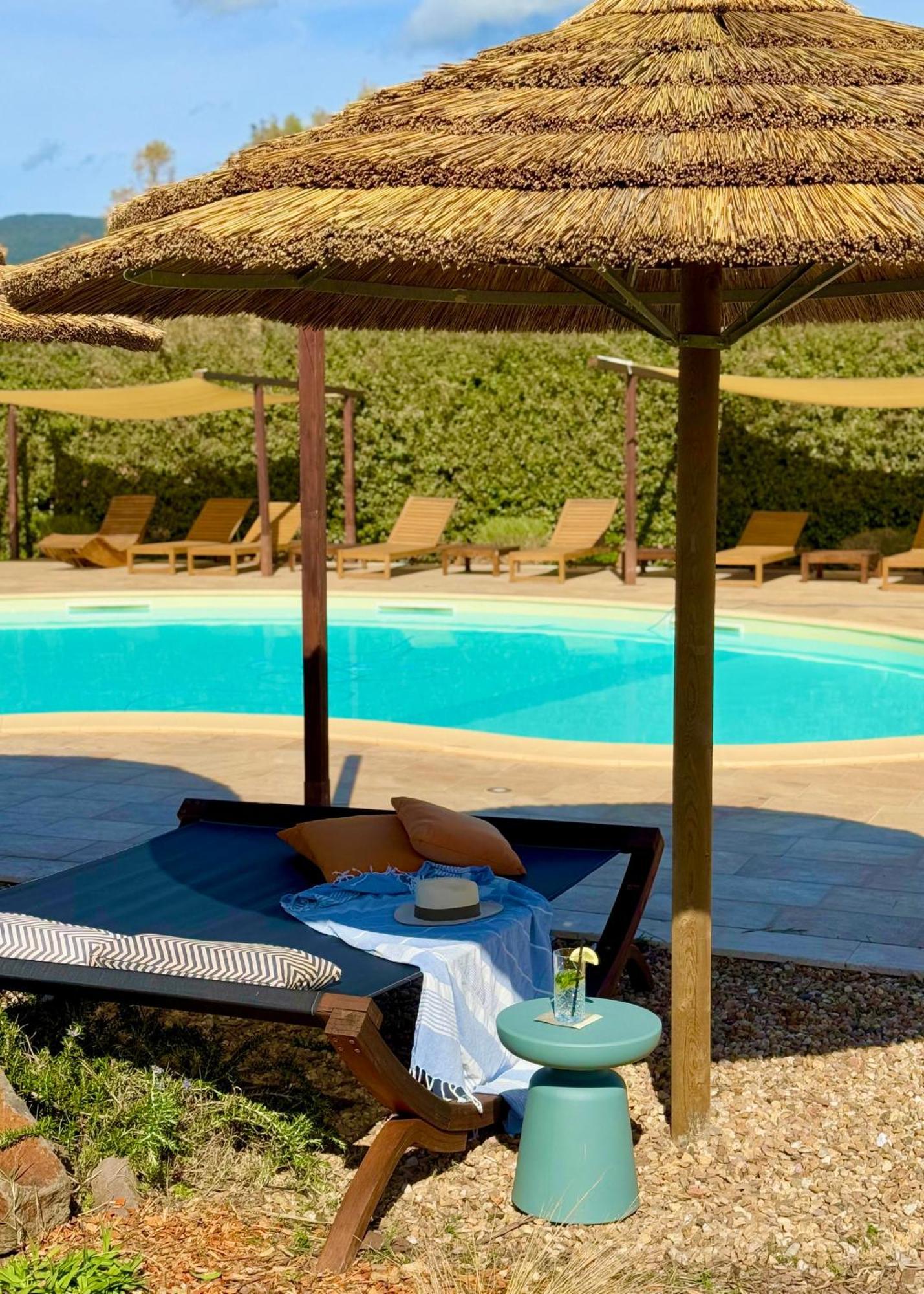 Is Cheas Wine Farm Boutique Hotel San Vero Milis Exteriör bild